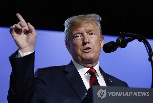 트럼프 "나토, 국방비 GDP 2% 즉각 증액 않으면 美 단독 행동"