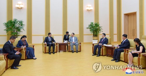 북한 리용호 외무상 투르크메니스탄 대표단 담화