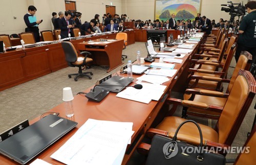 "비공개로 이야기 합시다"