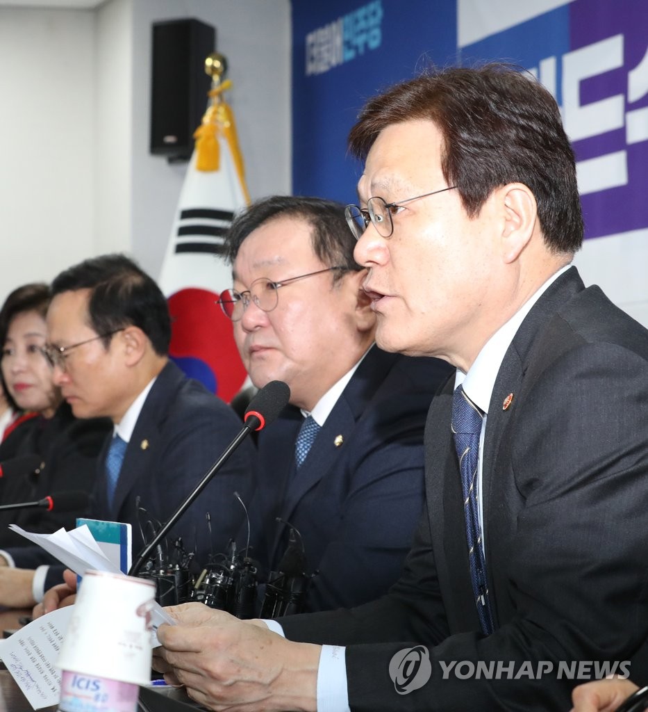 카드수수료 개편방안, 발언하는 최종구