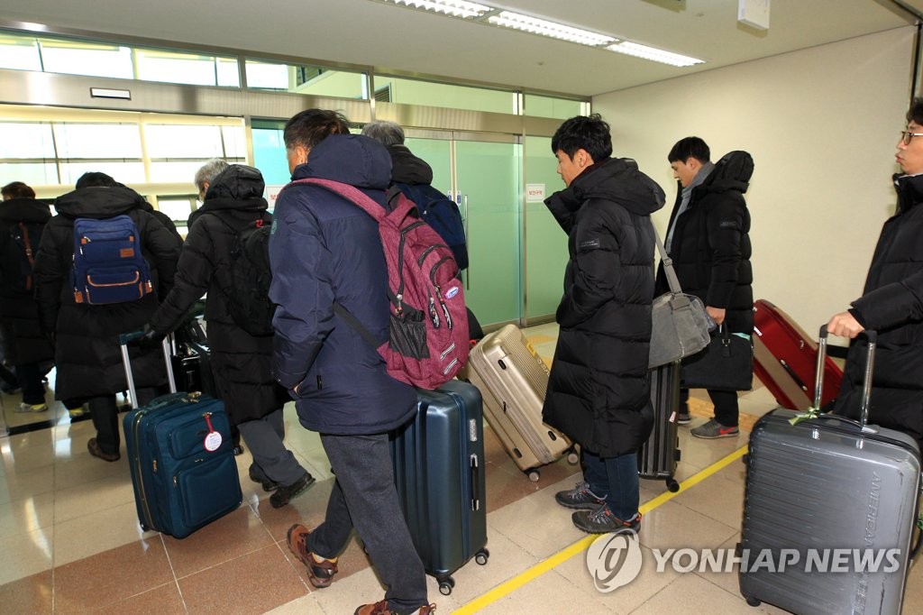 방북하는 동해선 철도 공동조사단