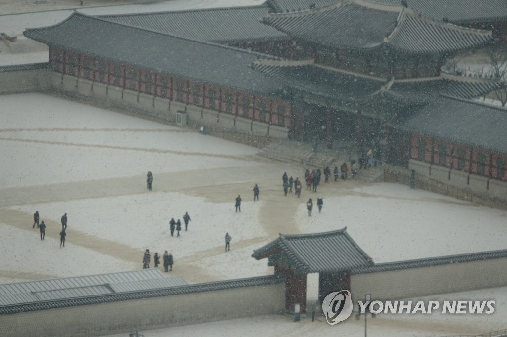 Snowfall in Seoul Snowfall in Seoul