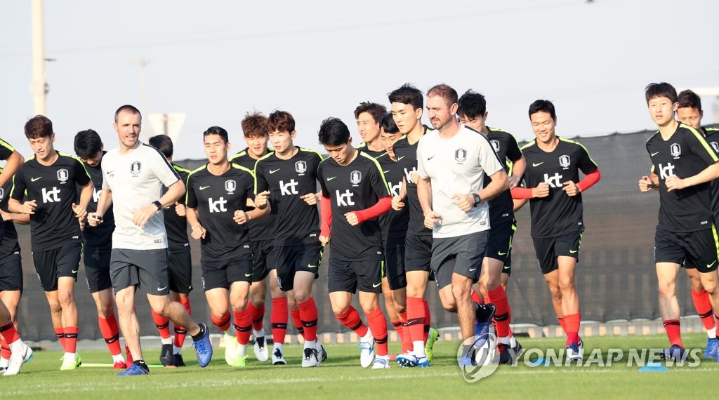 훈련하는 축구대표팀