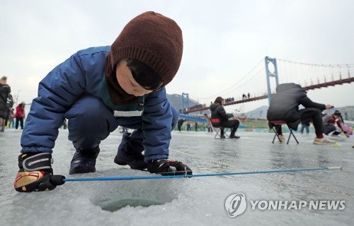 '어디보자' 낚시 삼매경