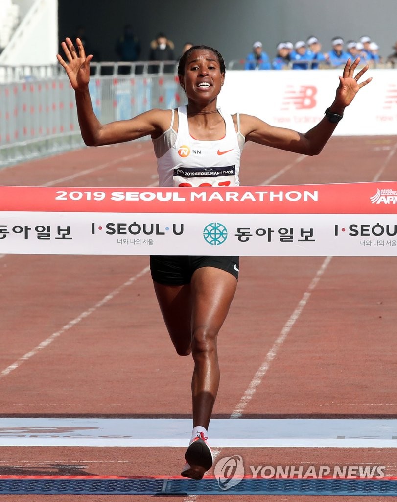 데시 지사 모코닌, 서울국제마라톤 여자 국제부 우승