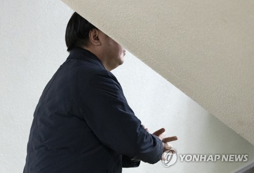 영장실질심사 출석하는 '아레나' 임 모씨