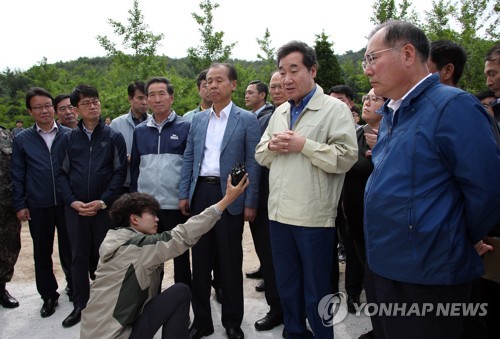 이낙연 총리, 아프리카돼지열병 차단방역 현장 방문