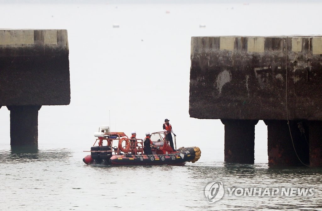 서해대교 교각 아래까지 꼼꼼하게