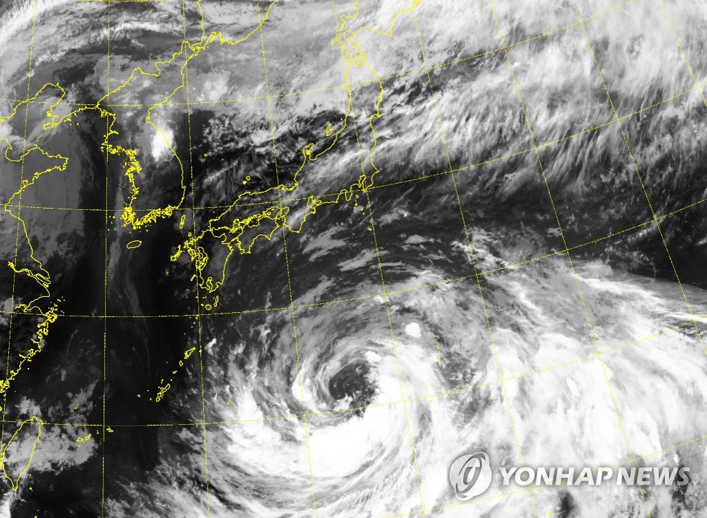 Typhoon Krosa heading north Typhoon Krosa heading north