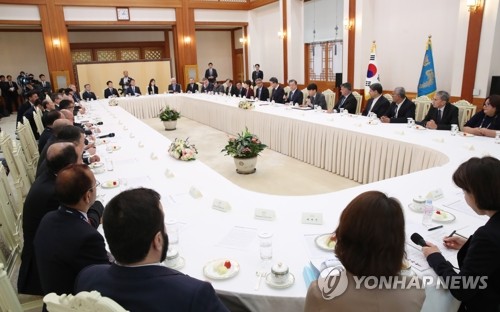 문 대통령, OANA 대표단 접견