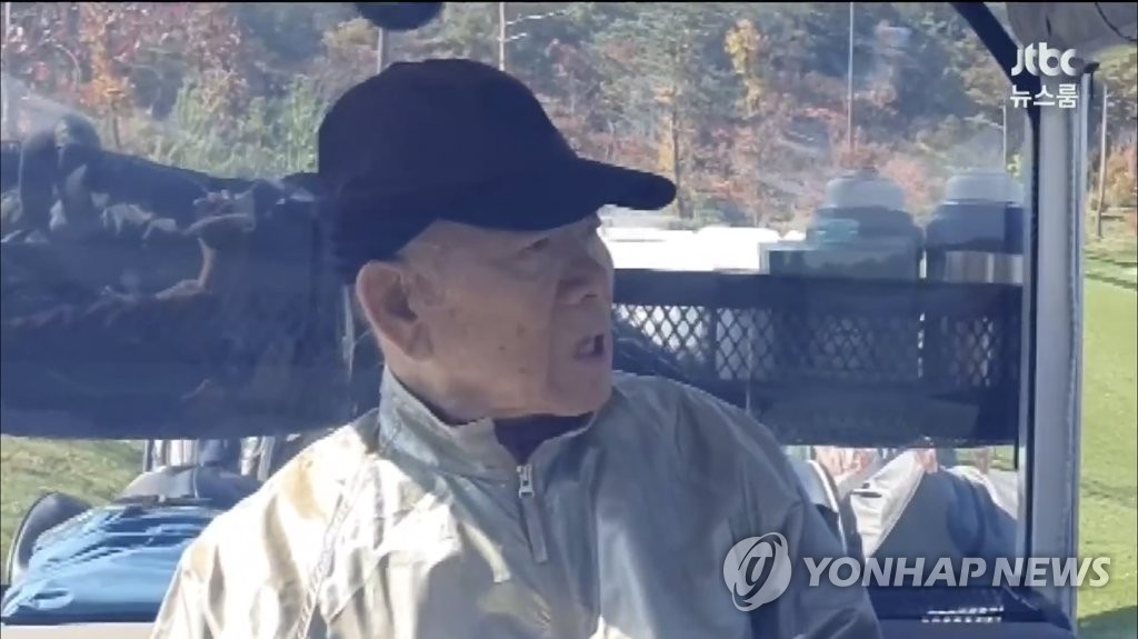 골프장 라운딩 포착된 전두환