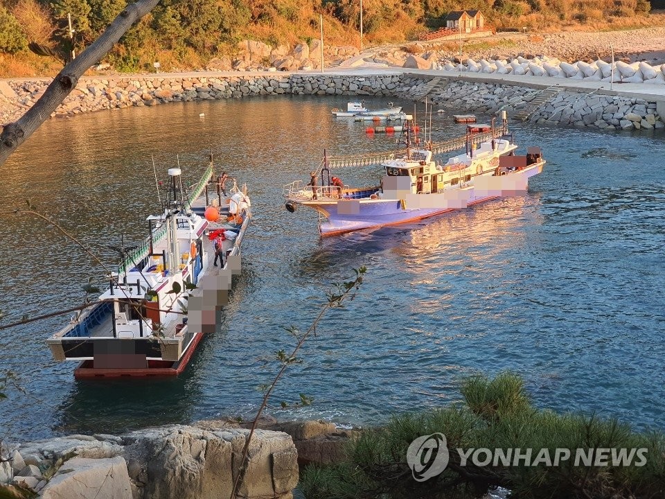 여수서 16명 승선 낚싯배 좌초