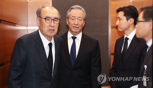 구자경 명예회장 빈소 찾은 이홍구,정몽준, 정기선