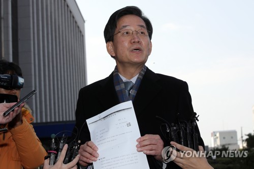 전두환 측 변호사 "불출석 재판은 검찰의 의견"
