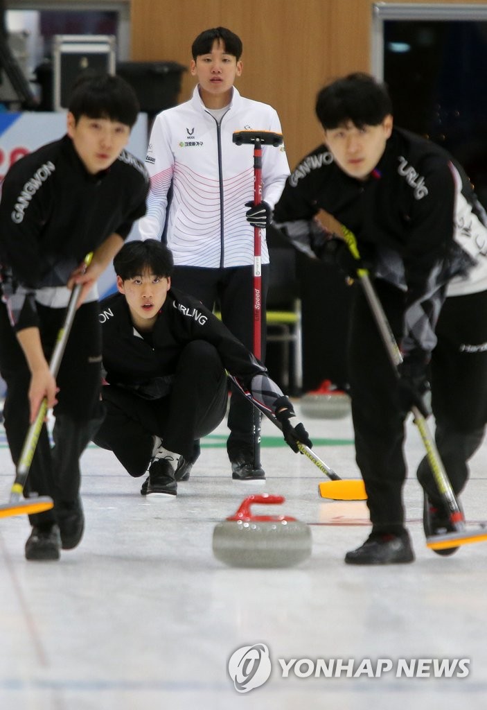 Curling league match Curling league match