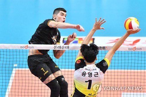 공격하는 마테우스