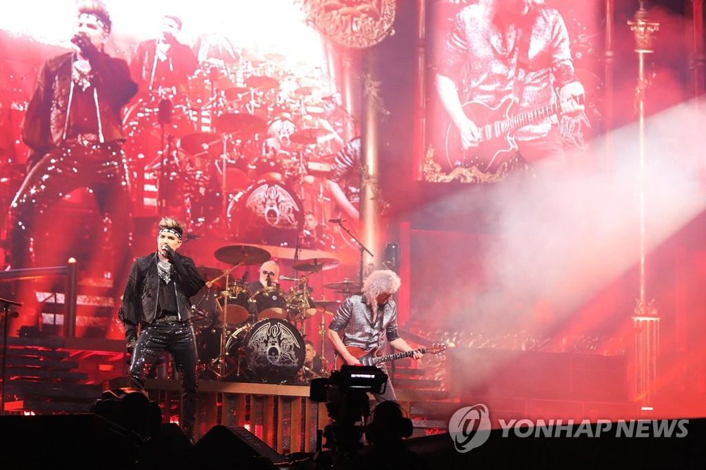 Queen in S. Korea Queen in S. Korea