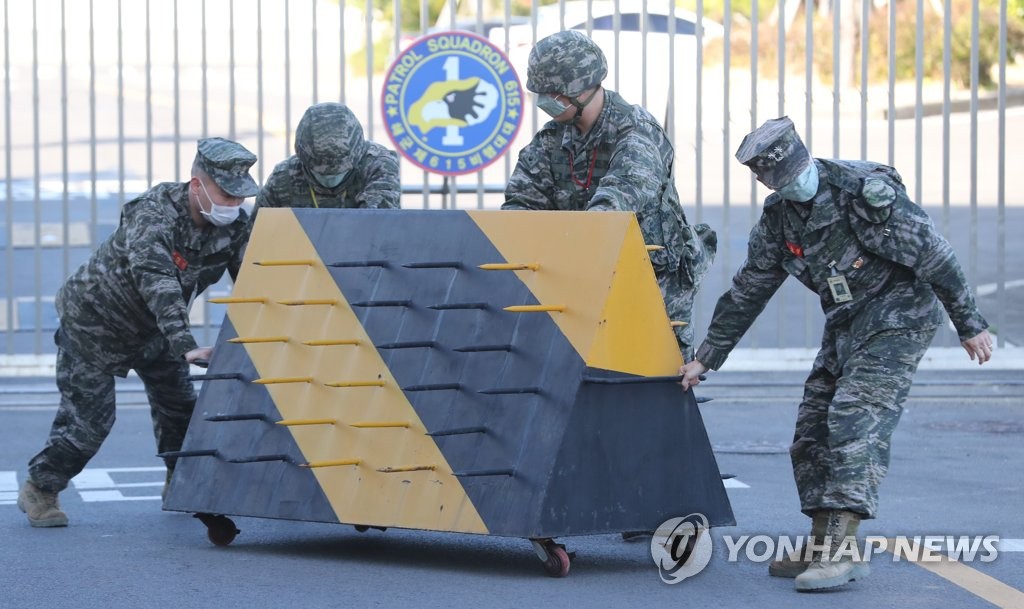 확진자 나온 제주 해군 부대 '초비상'