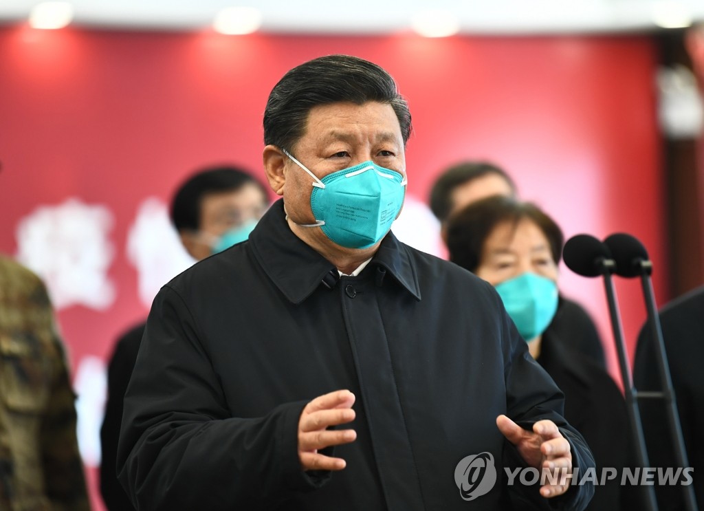 코로나19 발원지 첫 방문해 의료진ㆍ환자 격려하는 시진핑