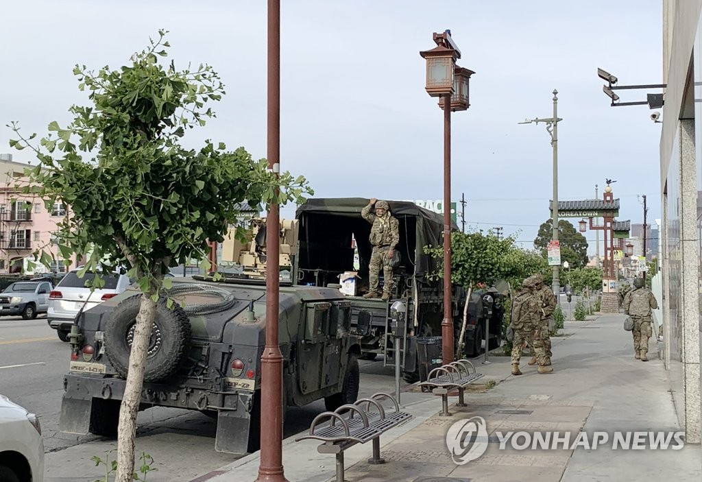 LAコリアンタウンに州兵投入 LAコリアンタウンに州兵投入