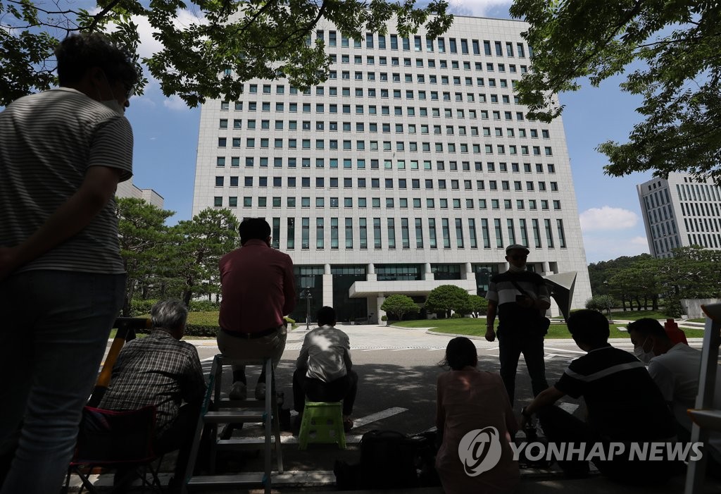 대검 앞 취재진