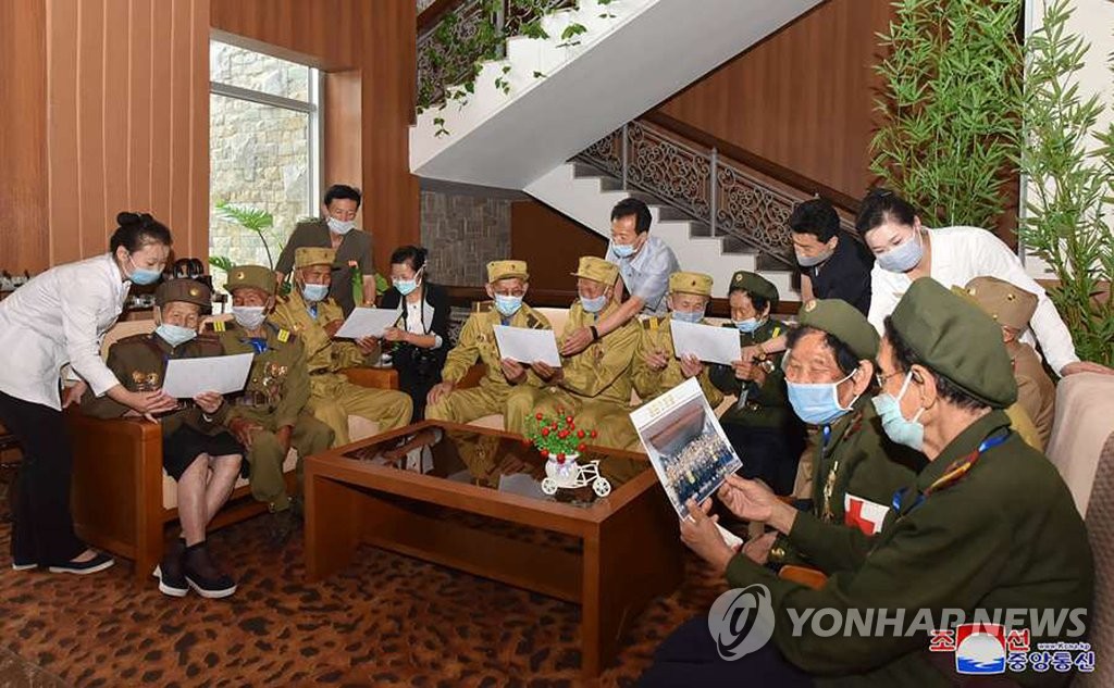 양덕온천에서도 마스크는 꼭 착용