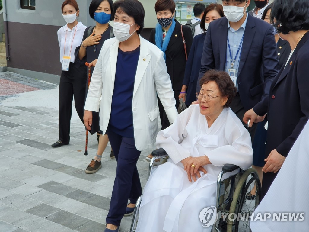 일본군 위안부 피해자 이용수 할머니