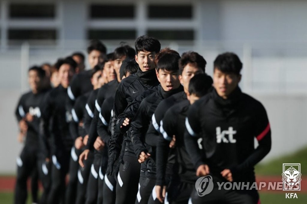 한국 남자 축구대표팀 훈련 모습