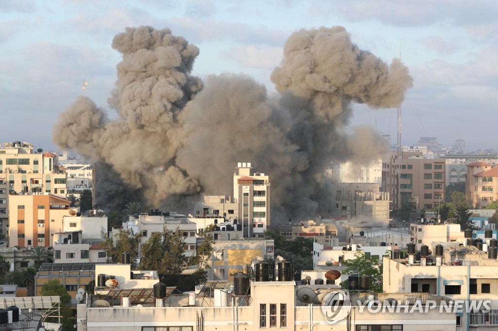 휴전 압박에도 이스라엘-팔레스타인 9일째 격돌…가자지구 사망자 213명