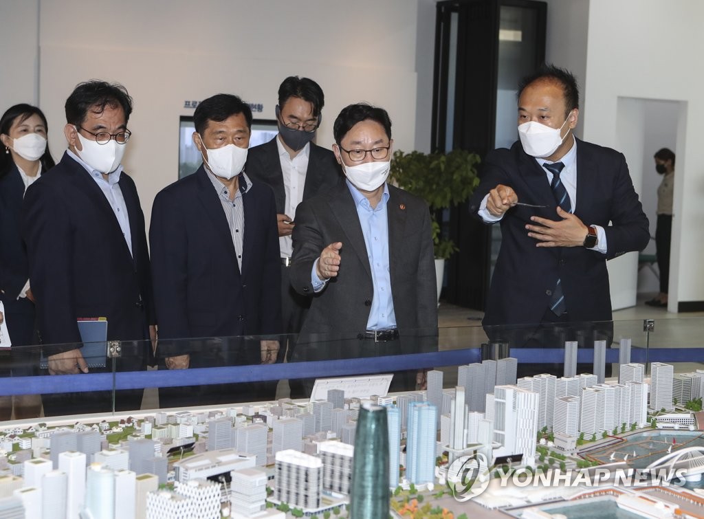 박범계 법무부 장관, 부산지역 정책현장방문