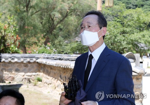 금산사 찾은 송하진 전북도지사