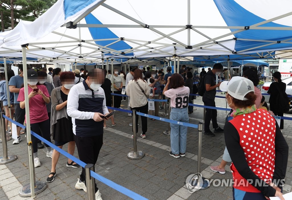 이어지는 코로나19 검사