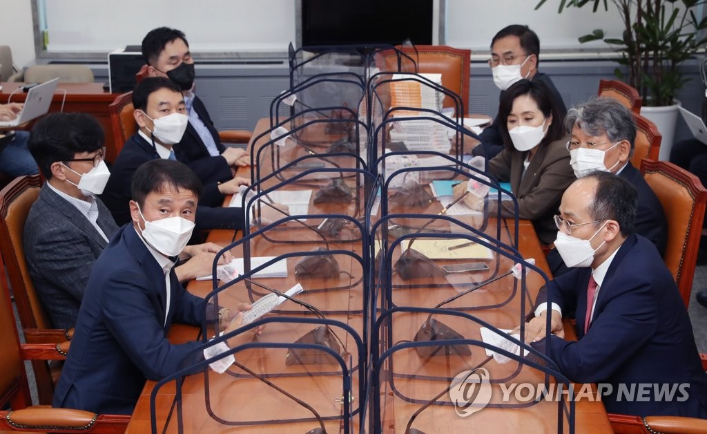 언론중재법 논의 여야 8인 협의체 첫 회의