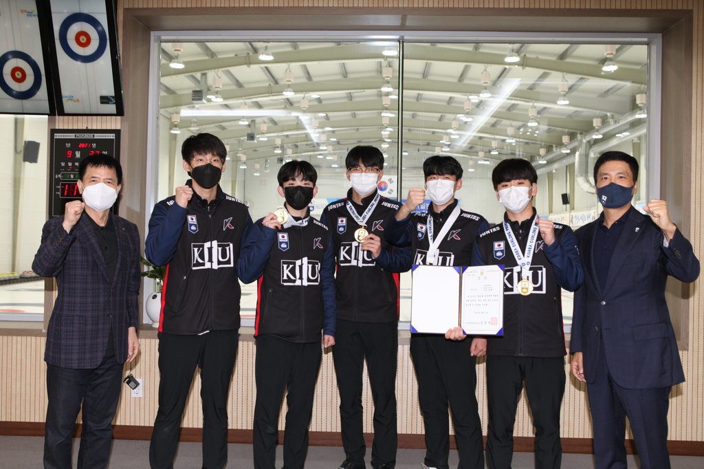 '신생팀' 경일대, 컬링 회장배 우승