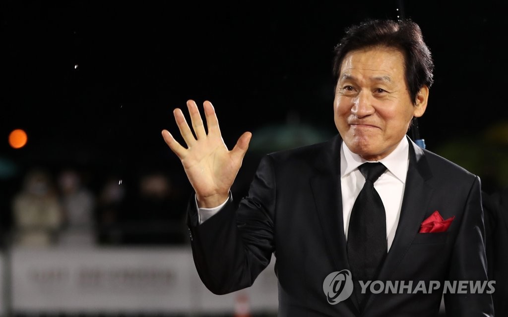 Actor Ahn Sung-ki Actor Ahn Sung-ki