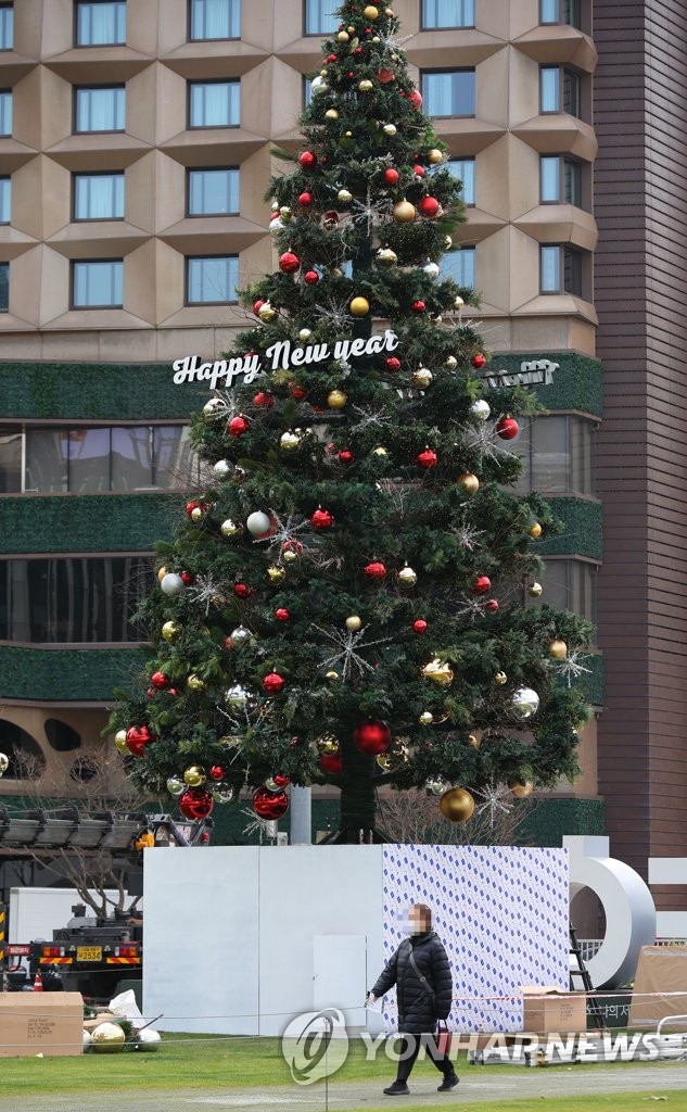 X-mas tree at Seoul Square X-mas tree at Seoul Square