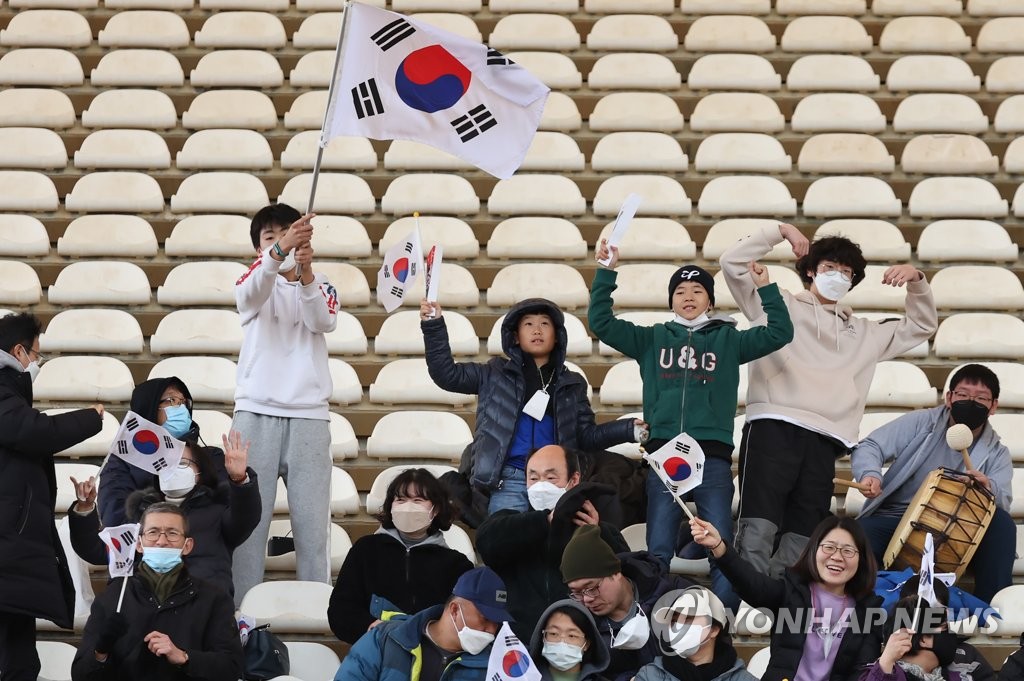 레바논에 휘날리는 태극기