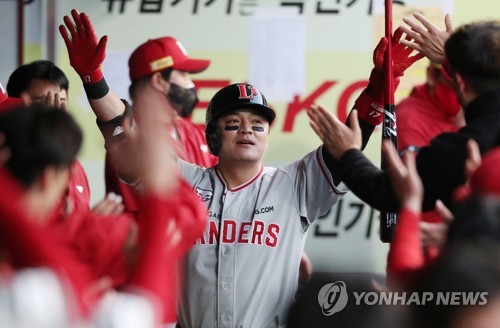 '추신수, 짜릿한 홈런'