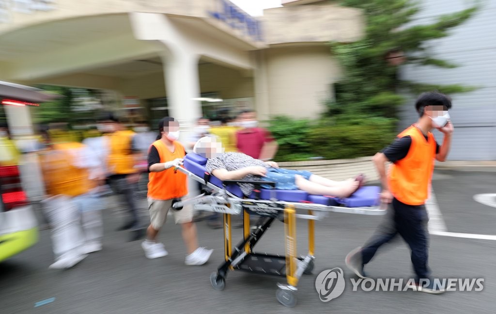 전남방직 내 요양병원 환자 '강제 전원'