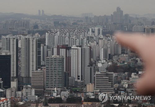 서울 남산에서 바라본 아파트 단지의 모습. [ 자료사진]