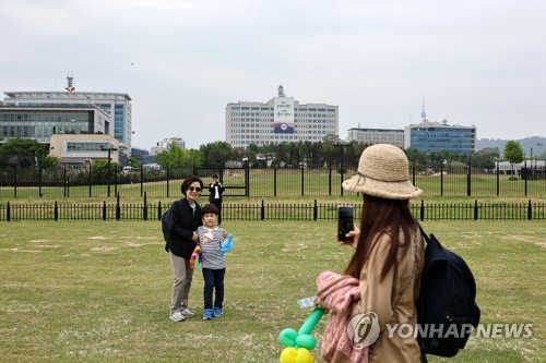 어린이날 앞두고 어린이정원 찾은 어린이