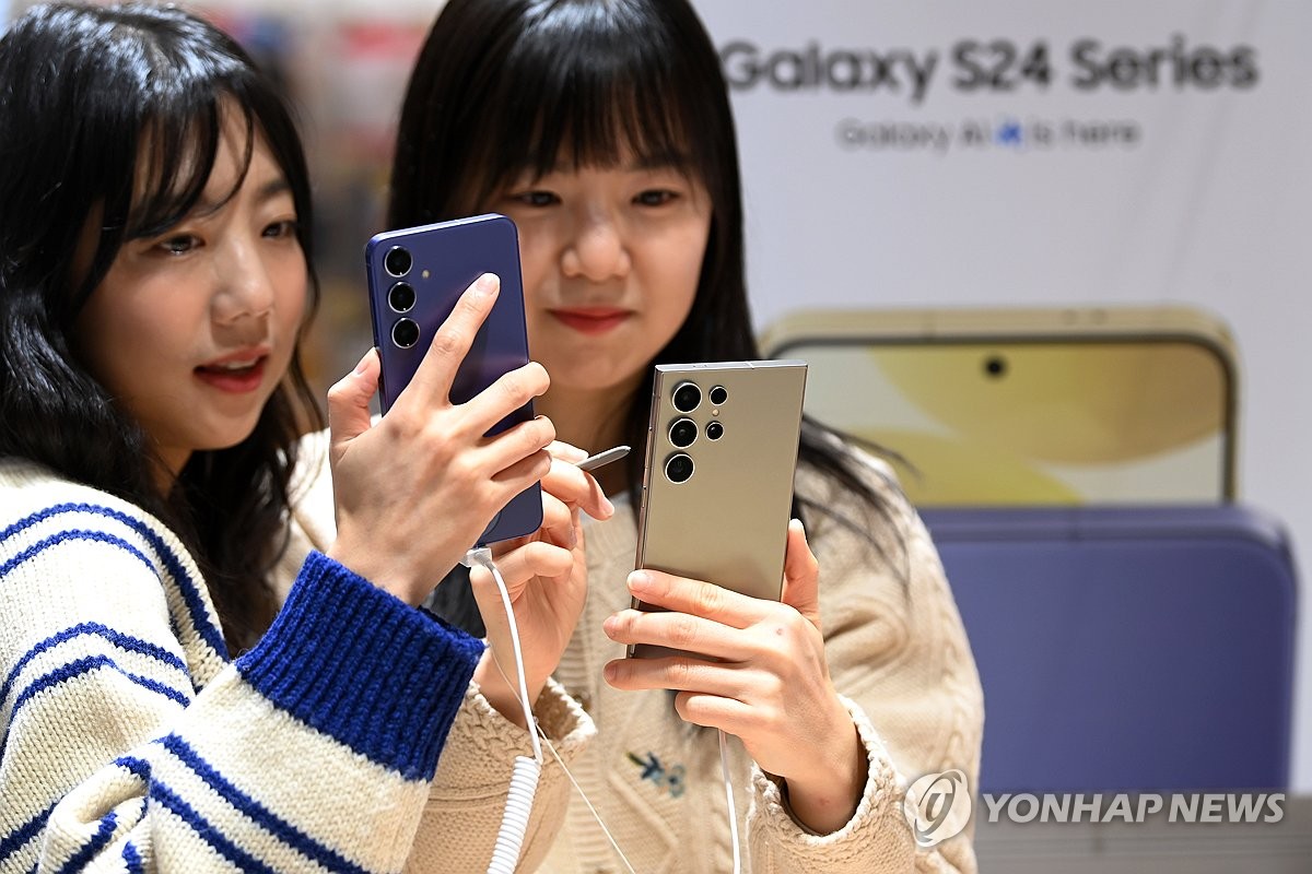 الطلبات المسبقة لسلسلة هواتف "غالاكسي إس 24" الجديدة تسجل رقما قياسيا في كوريا الجنوبية - 2
