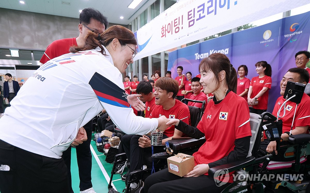 보치아 선수단 격려하는 장미란 문화체육관광부 제2차관