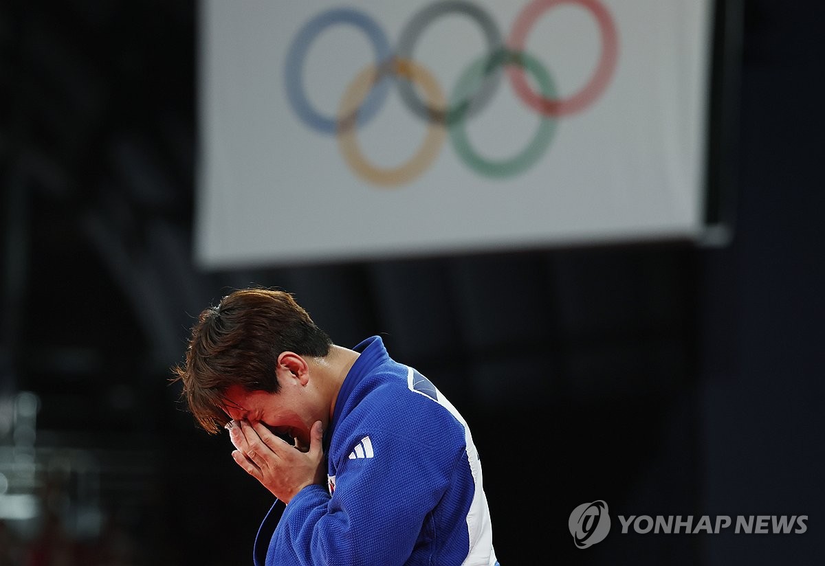 이준환, '랭킹1위' 꺾고 동메달