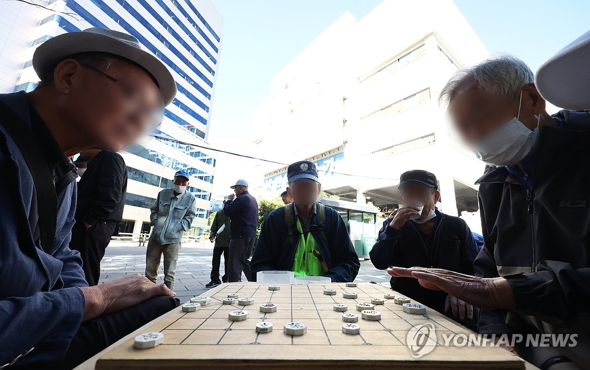 연륜 대결