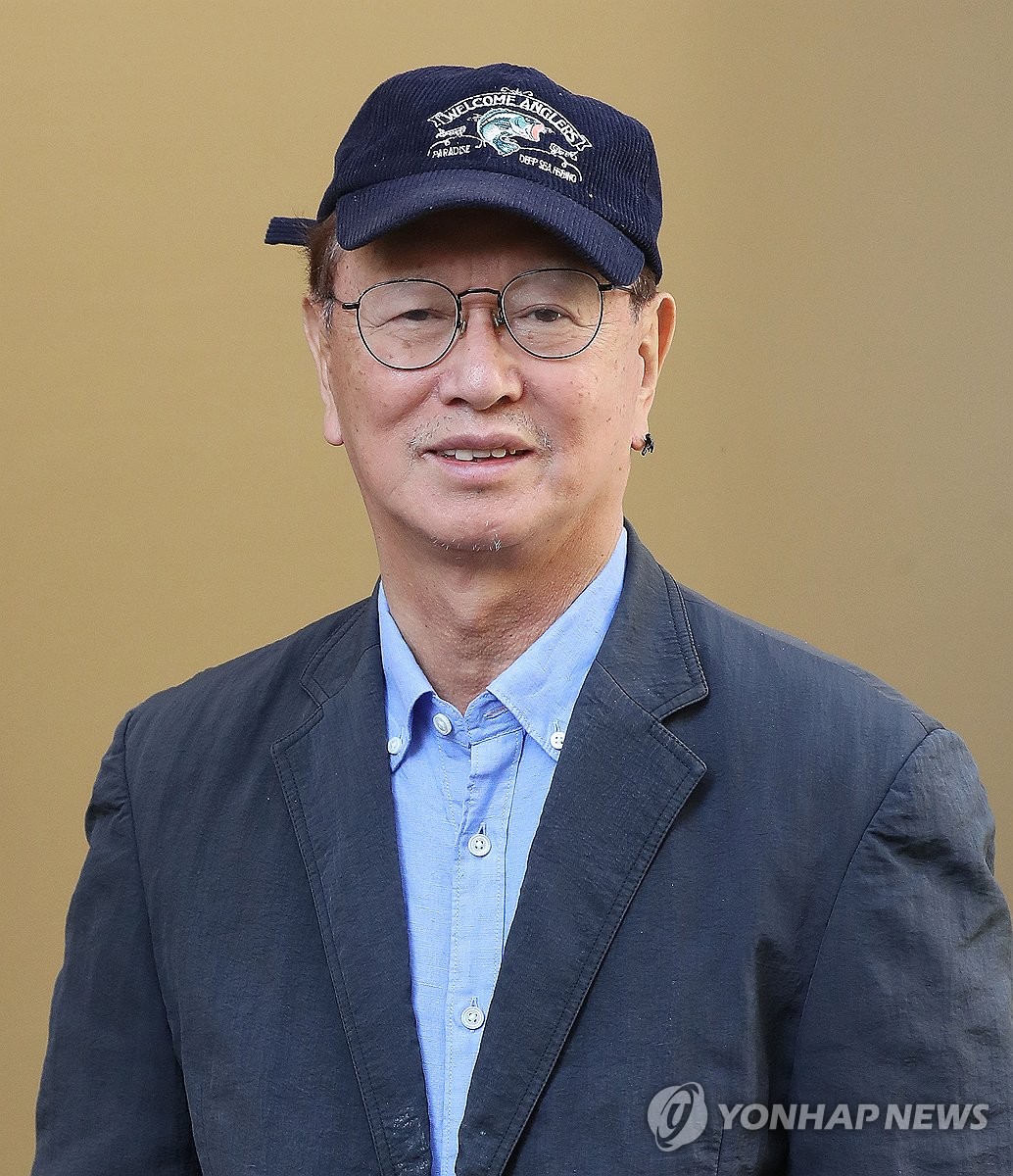 '개그계 대부' 전유성, 폐기흉 악화로 별세