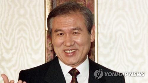(شامل) وفاة الرئيس الأسبق «روه تيه-وو» عن عمر يناهز 88 عاما