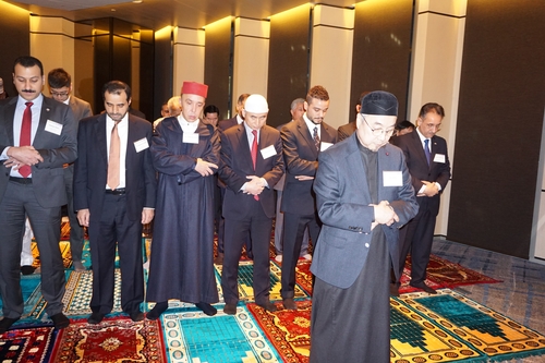 (جديد)وزير الخارجية بارك جين يقيم إفطارا جماعيا لسفراء الدول الإسلامية والمهتمين بالإسلام - 14