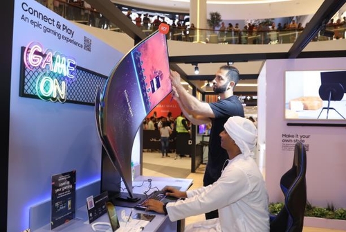 سامسونغ تفتح متجرا مؤقتا في دبي مول بالإمارات خلال عيد الفطر