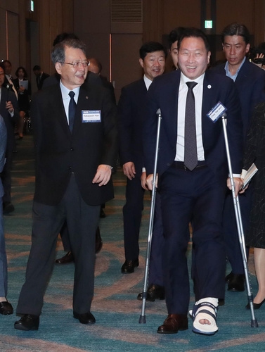 (جديد)رئيسا غرفتي التجارة الكورية واليابانية يتفقان على التعاون لدفع محاولة بوسان استضافة معرض إكسبو - 3